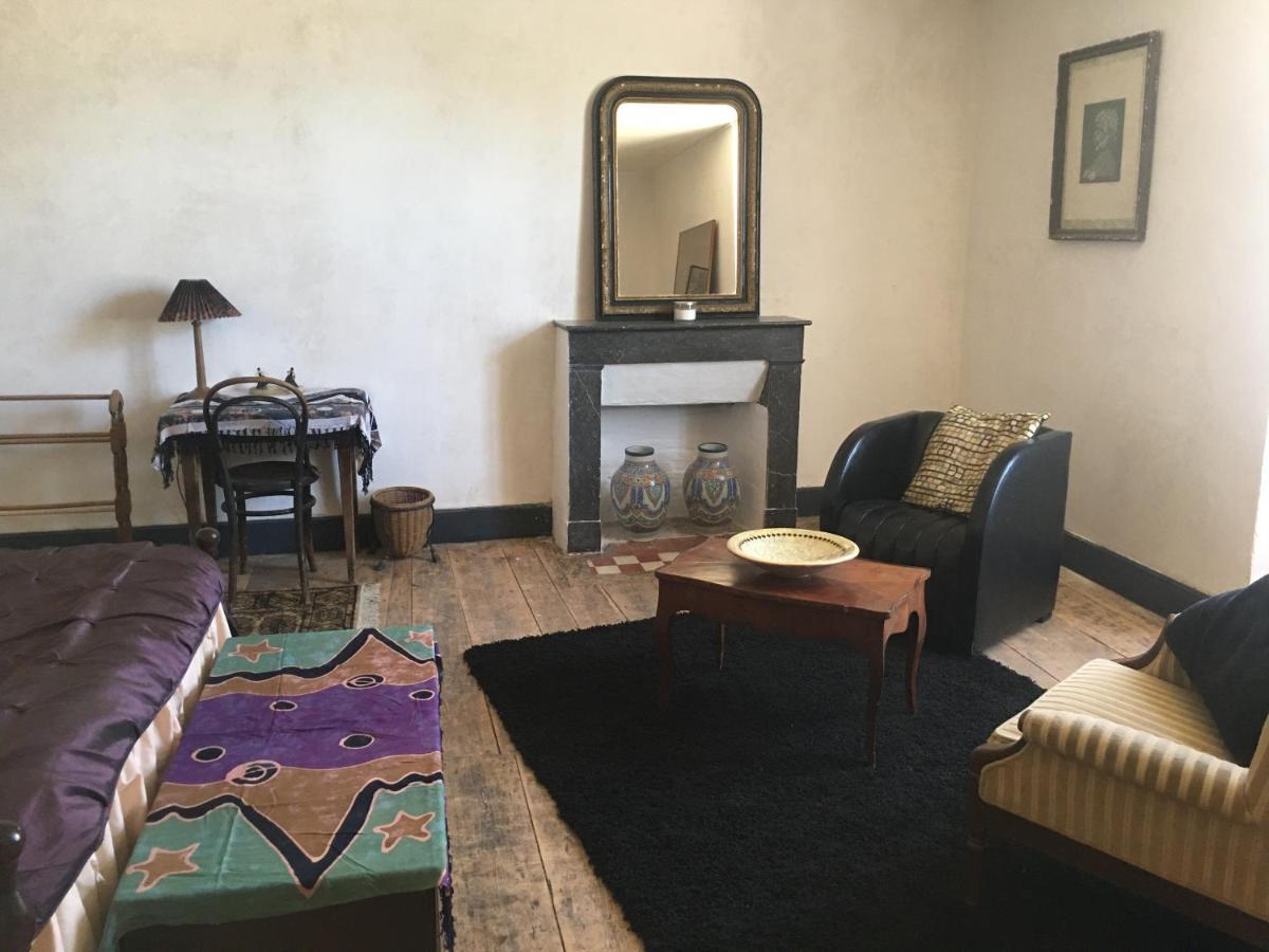Townhouse 26 Chambres D'Hotes Civray Hotel エクステリア 写真